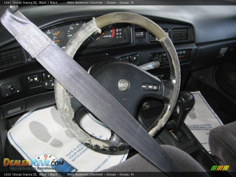 1992 Nissan Stanza SE Black / Black Photo #8