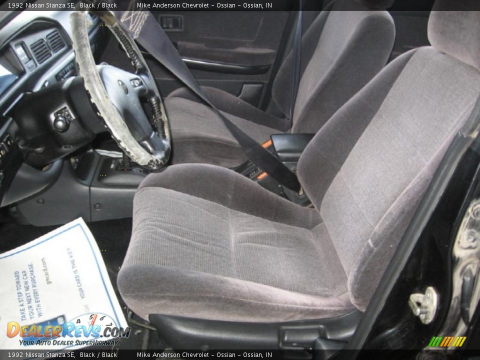 1992 Nissan Stanza SE Black / Black Photo #9