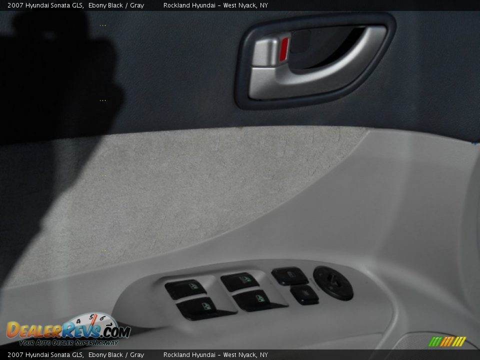 2007 Hyundai Sonata GLS Ebony Black / Gray Photo #8