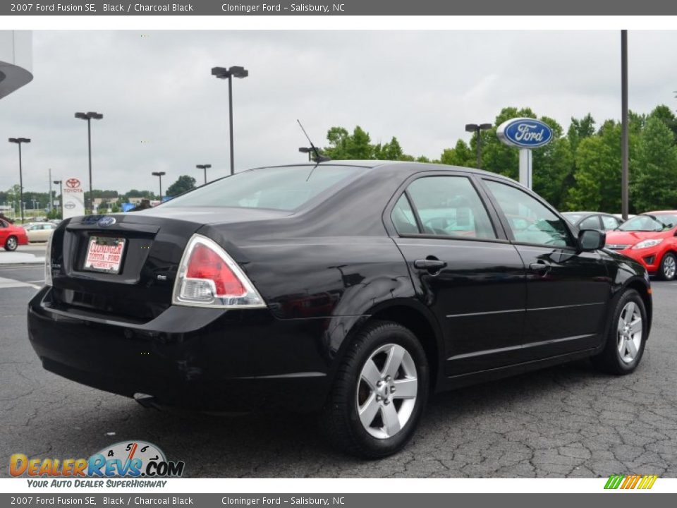 2007 Ford Fusion SE Black / Charcoal Black Photo #3