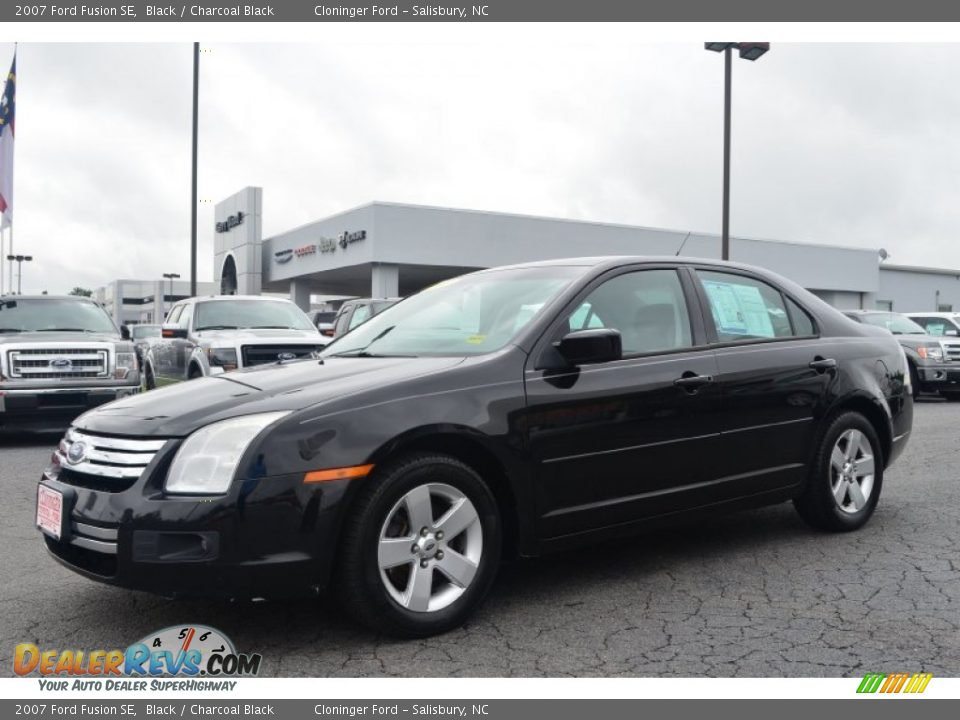 2007 Ford Fusion SE Black / Charcoal Black Photo #6