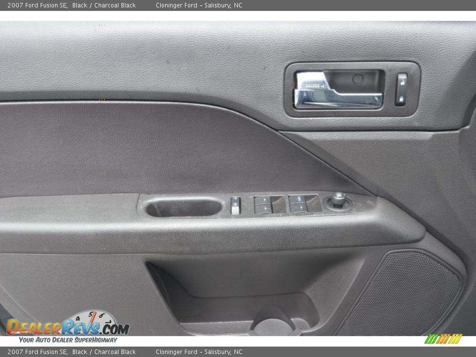 2007 Ford Fusion SE Black / Charcoal Black Photo #8