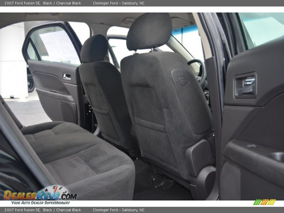2007 Ford Fusion SE Black / Charcoal Black Photo #12