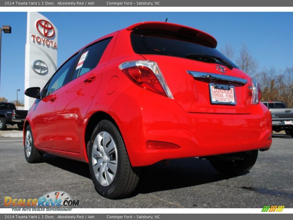 2014 Toyota Yaris L 3 Door Absolutely Red / Ash Photo #20
