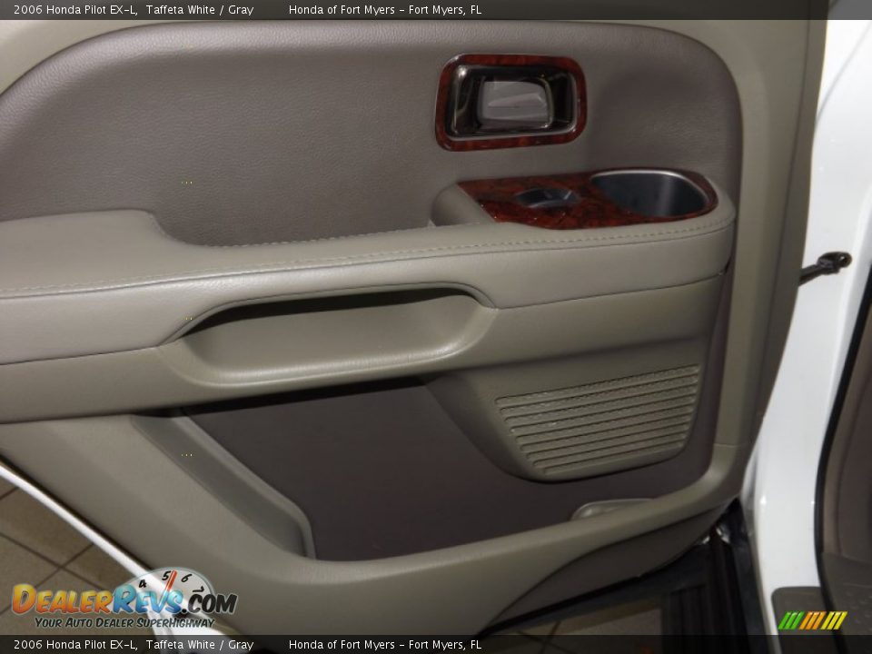 2006 Honda Pilot EX-L Taffeta White / Gray Photo #24