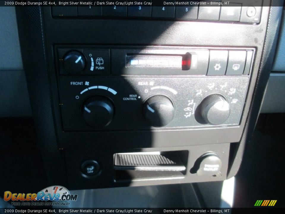 2009 Dodge Durango SE 4x4 Bright Silver Metallic / Dark Slate Gray/Light Slate Gray Photo #16