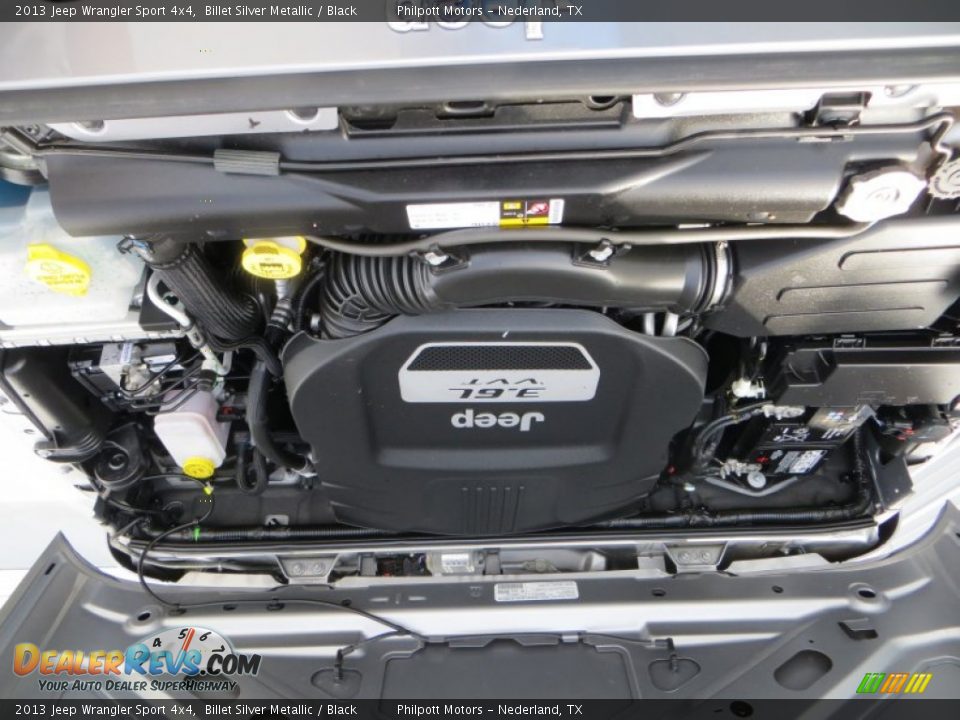 2013 Jeep Wrangler Sport 4x4 Billet Silver Metallic / Black Photo #21