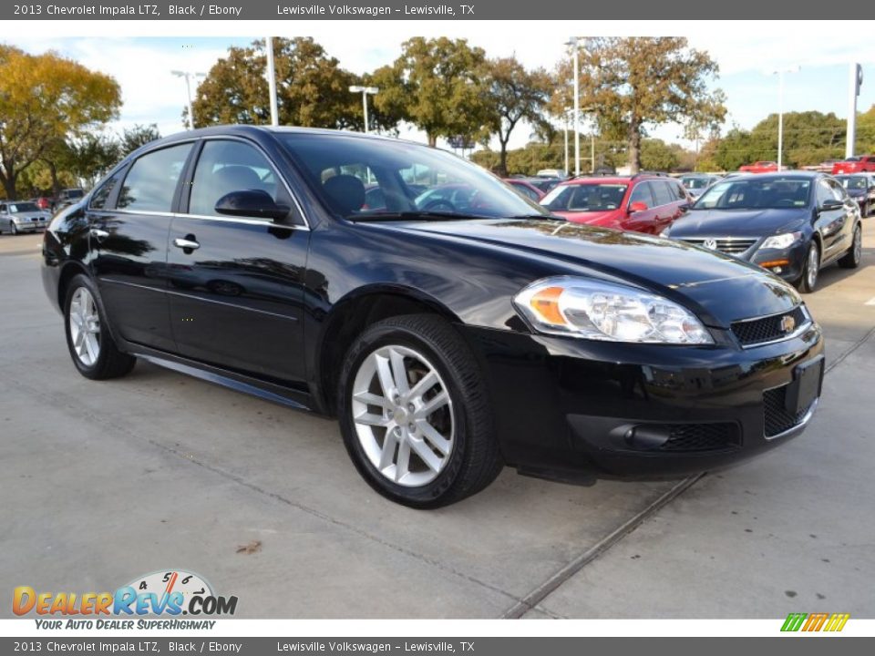 Front 3/4 View of 2013 Chevrolet Impala LTZ Photo #7