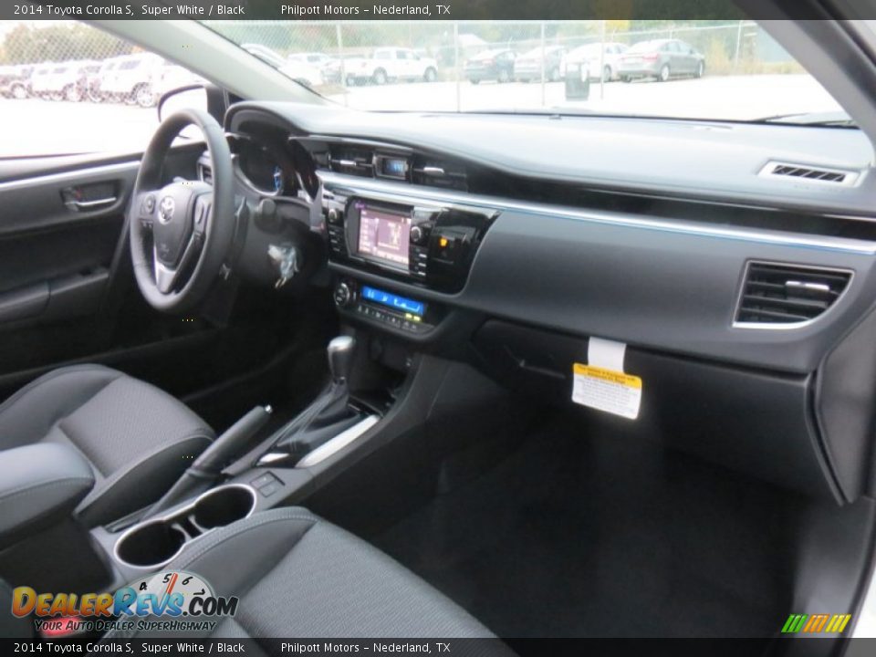 2014 Toyota Corolla S Super White / Black Photo #18