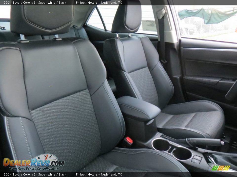 2014 Toyota Corolla S Super White / Black Photo #19
