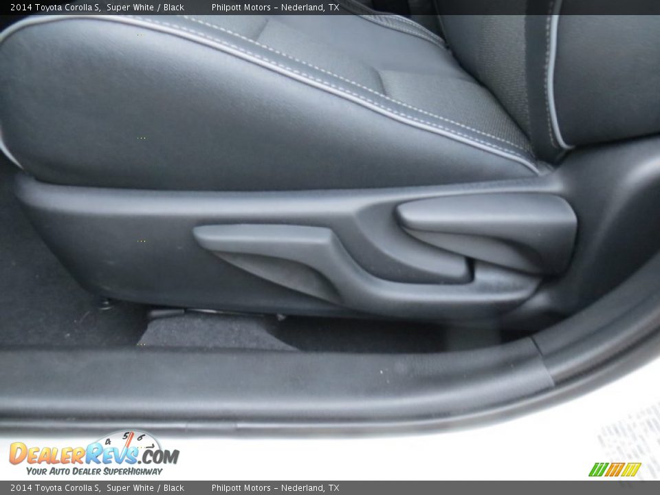 2014 Toyota Corolla S Super White / Black Photo #27