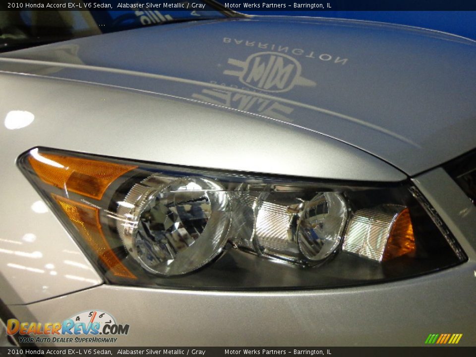 2010 Honda Accord EX-L V6 Sedan Alabaster Silver Metallic / Gray Photo #16