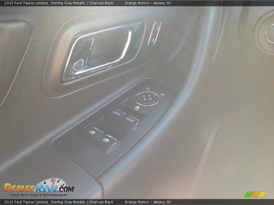 2013 Ford Taurus Limited Sterling Gray Metallic / Charcoal Black Photo #17