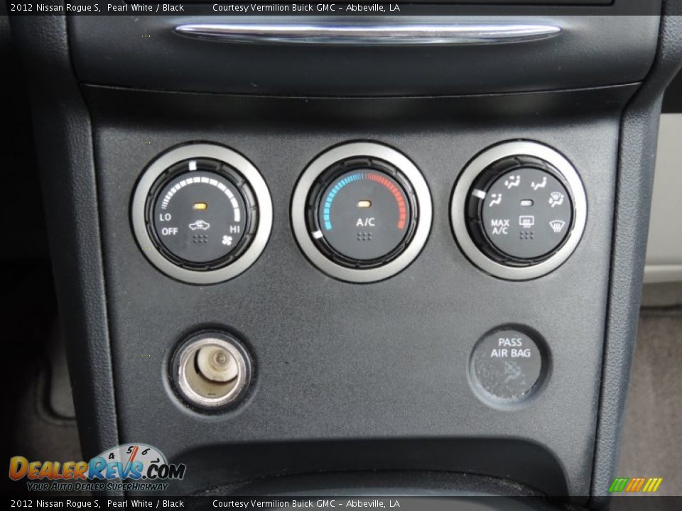 2012 Nissan Rogue S Pearl White / Black Photo #16