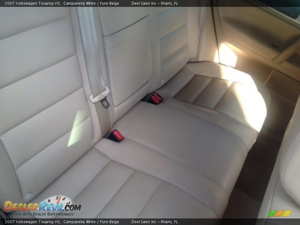 2007 Volkswagen Touareg V6 Campanella White / Pure Beige Photo #11