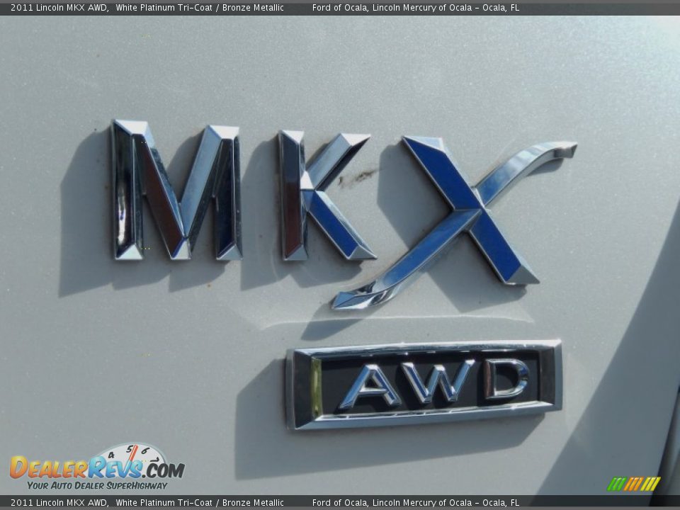 2011 Lincoln MKX AWD White Platinum Tri-Coat / Bronze Metallic Photo #9