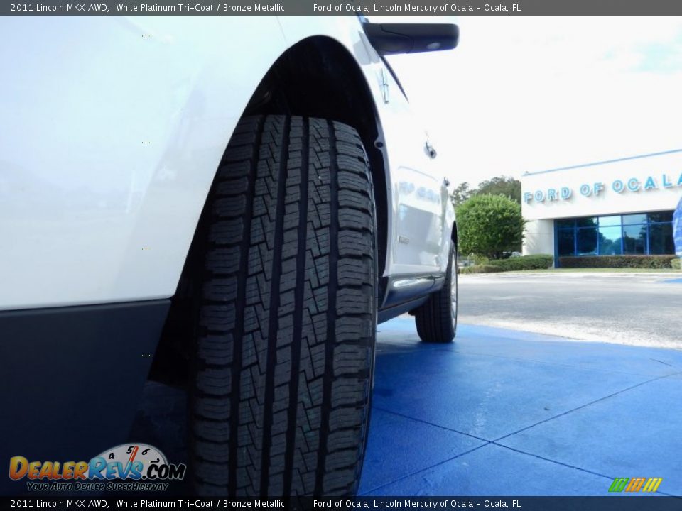 2011 Lincoln MKX AWD White Platinum Tri-Coat / Bronze Metallic Photo #11