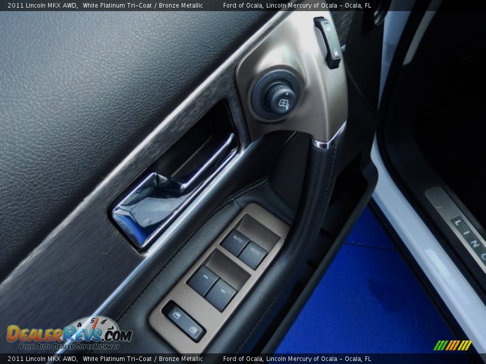 2011 Lincoln MKX AWD White Platinum Tri-Coat / Bronze Metallic Photo #14