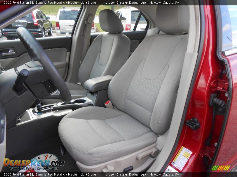 2010 Ford Fusion SE Sangria Red Metallic / Medium Light Stone Photo #11