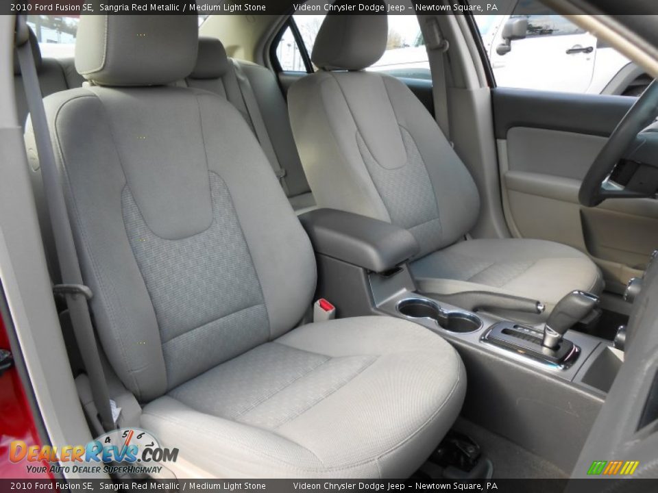 2010 Ford Fusion SE Sangria Red Metallic / Medium Light Stone Photo #14