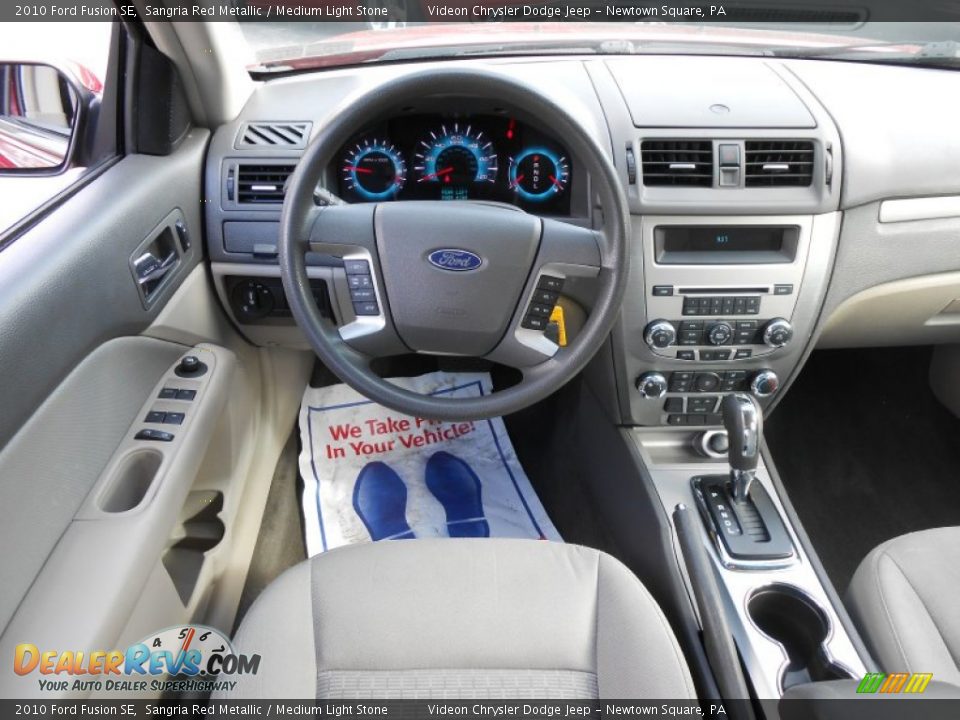 2010 Ford Fusion SE Sangria Red Metallic / Medium Light Stone Photo #19