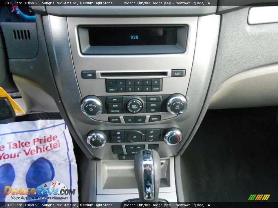 2010 Ford Fusion SE Sangria Red Metallic / Medium Light Stone Photo #23