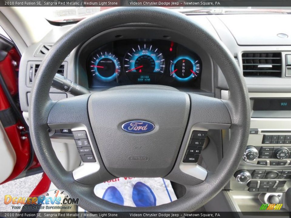 2010 Ford Fusion SE Sangria Red Metallic / Medium Light Stone Photo #24