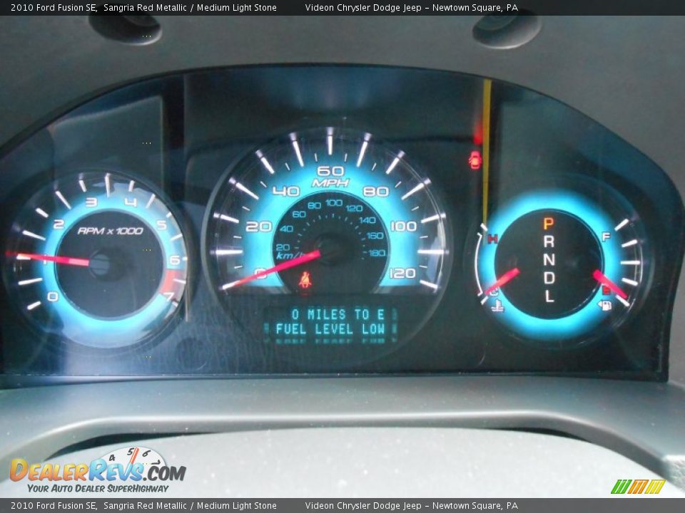 2010 Ford Fusion SE Sangria Red Metallic / Medium Light Stone Photo #25