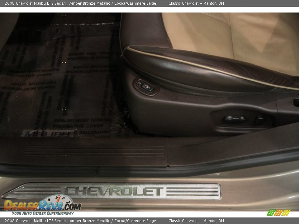 2008 Chevrolet Malibu LTZ Sedan Amber Bronze Metallic / Cocoa/Cashmere Beige Photo #5
