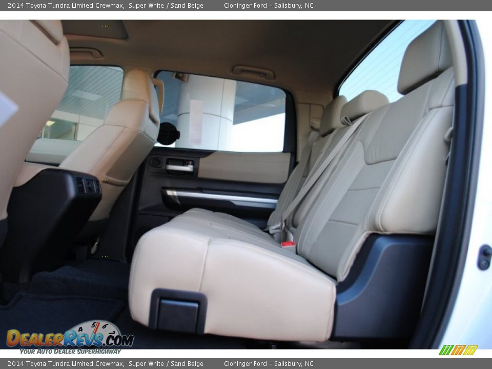 2014 Toyota Tundra Limited Crewmax Super White / Sand Beige Photo #11