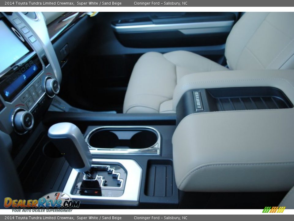 2014 Toyota Tundra Limited Crewmax Super White / Sand Beige Photo #29