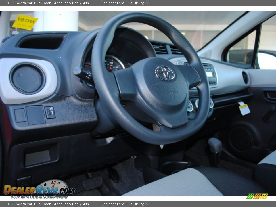 2014 Toyota Yaris L 5 Door Steering Wheel Photo #9