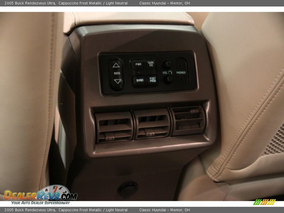 2005 Buick Rendezvous Ultra Cappuccino Frost Metallic / Light Neutral Photo #18