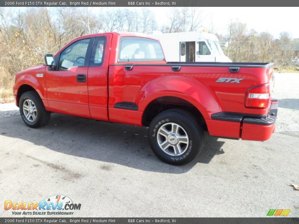 2006 Ford F150 STX Regular Cab Bright Red / Medium Flint Photo #5