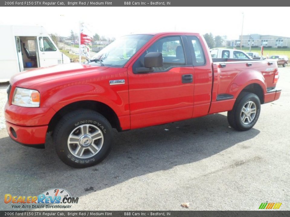 2006 Ford F150 STX Regular Cab Bright Red / Medium Flint Photo #8