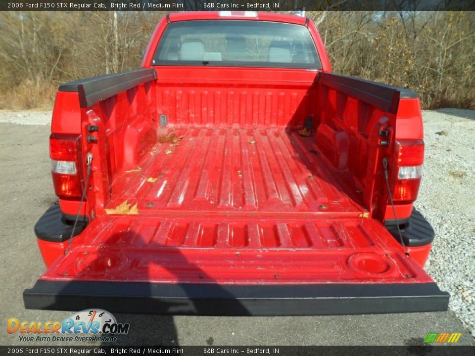 2006 Ford F150 STX Regular Cab Trunk Photo #12