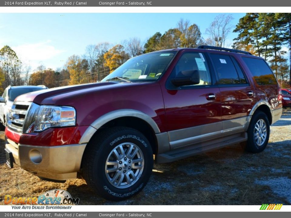 2014 Ford Expedition XLT Ruby Red / Camel Photo #3