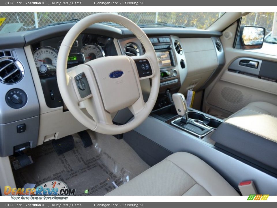 2014 Ford Expedition XLT Ruby Red / Camel Photo #6