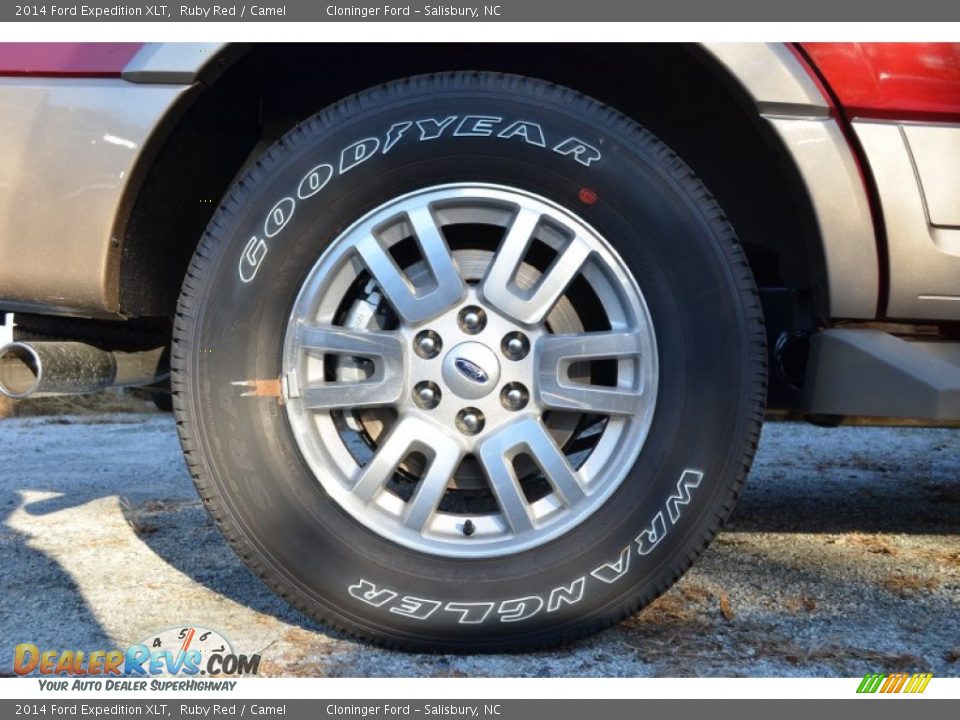 2014 Ford Expedition XLT Ruby Red / Camel Photo #15