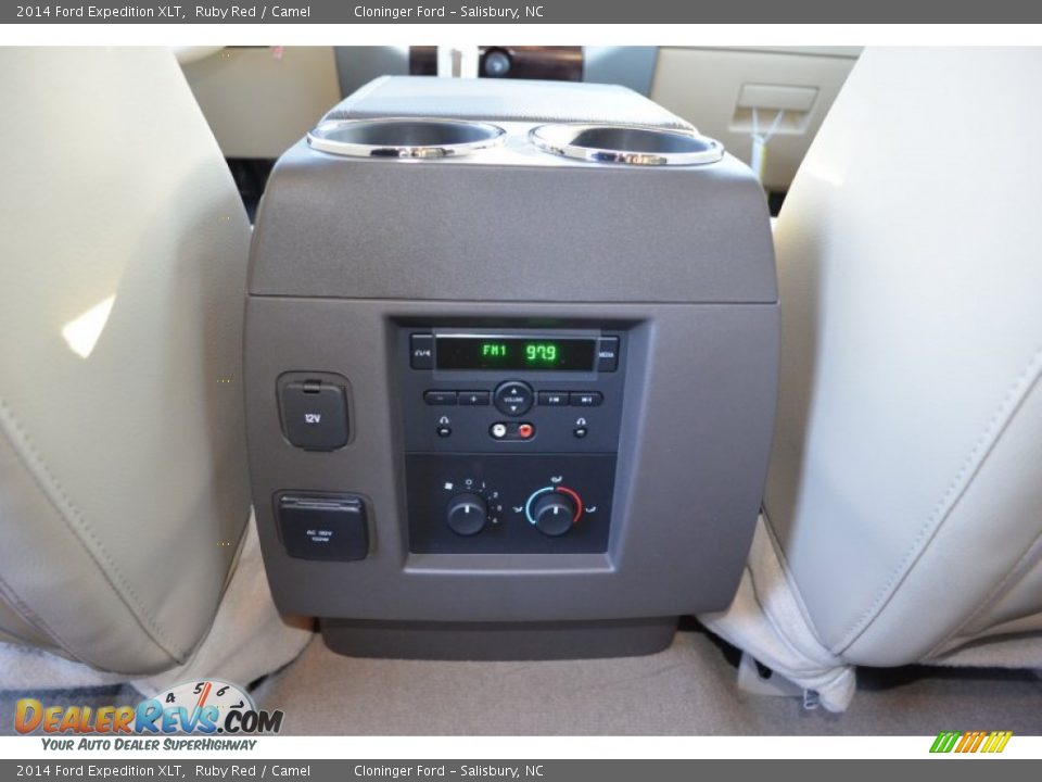 2014 Ford Expedition XLT Ruby Red / Camel Photo #16