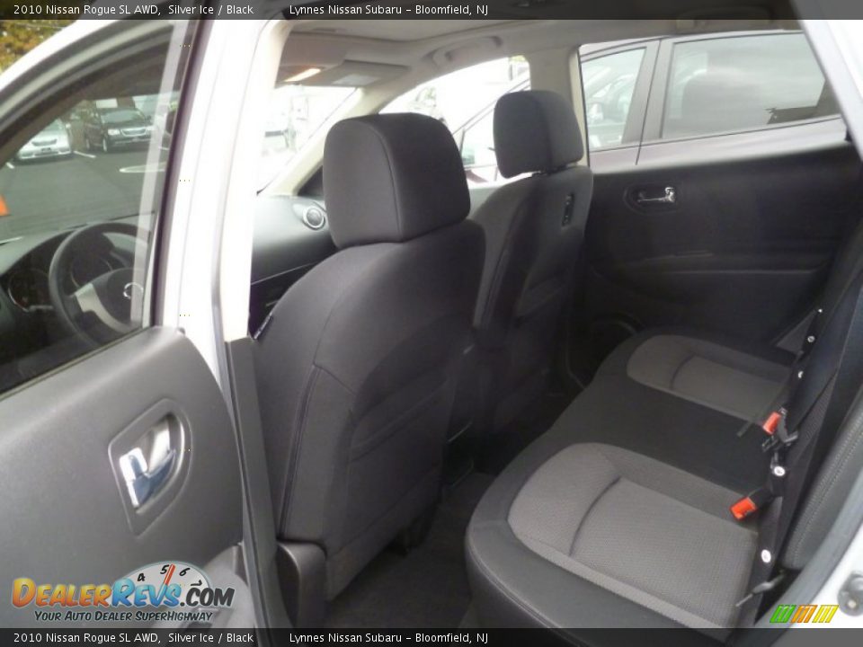2010 Nissan Rogue SL AWD Silver Ice / Black Photo #10