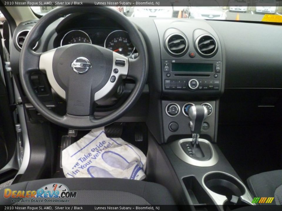 2010 Nissan Rogue SL AWD Silver Ice / Black Photo #11