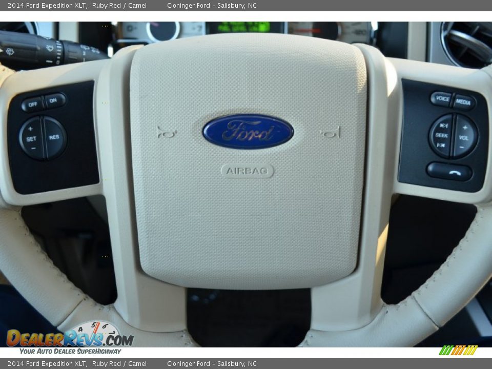 2014 Ford Expedition XLT Ruby Red / Camel Photo #31