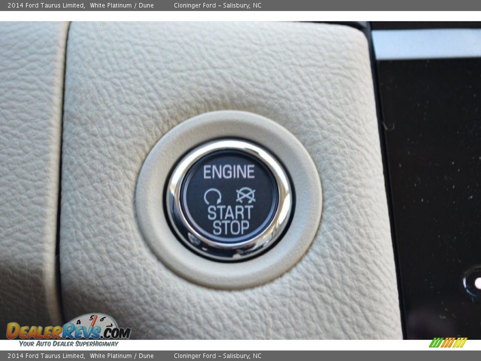 2014 Ford Taurus Limited White Platinum / Dune Photo #32