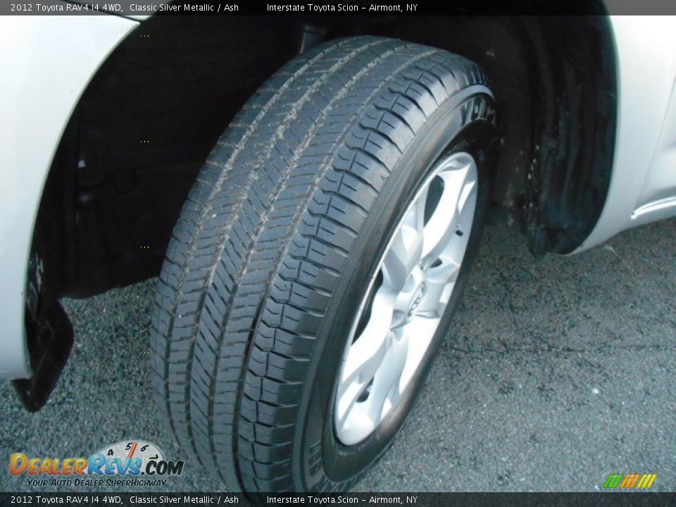 2012 Toyota RAV4 I4 4WD Classic Silver Metallic / Ash Photo #24