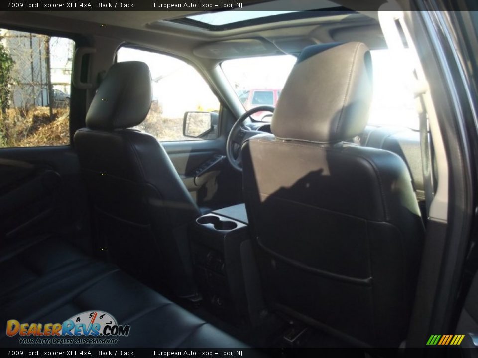 2009 Ford Explorer XLT 4x4 Black / Black Photo #12