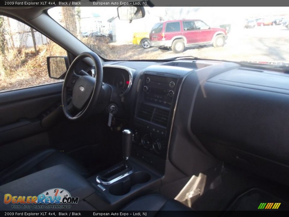 2009 Ford Explorer XLT 4x4 Black / Black Photo #15