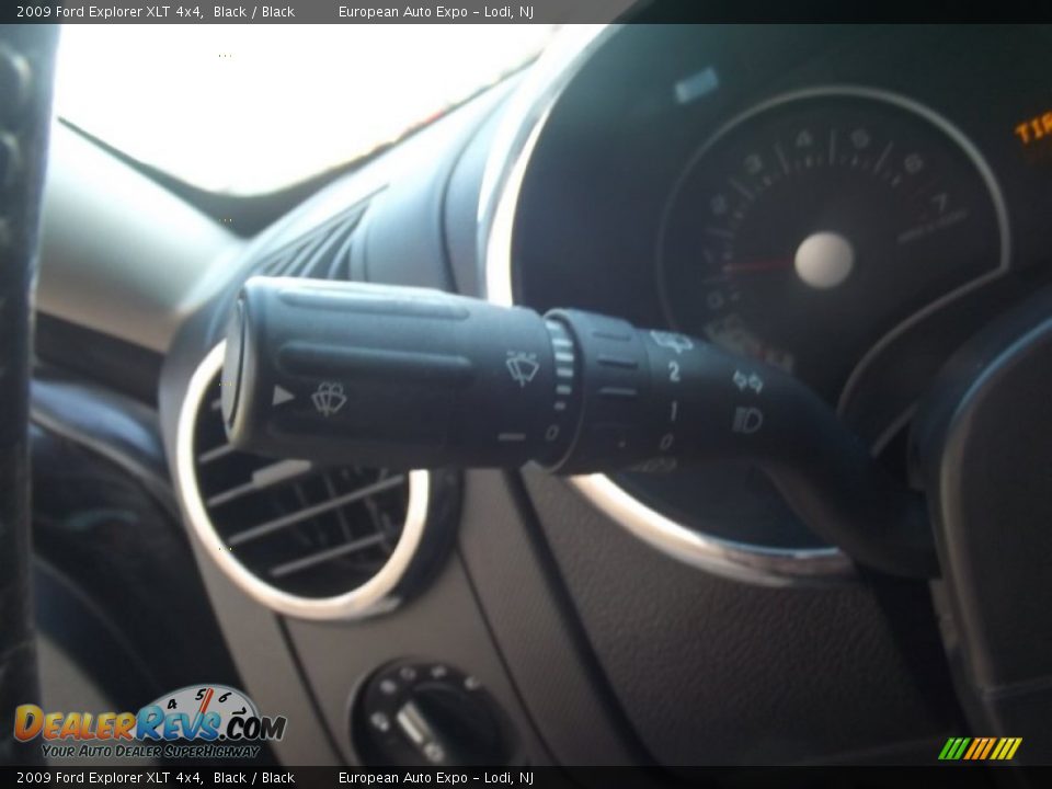 2009 Ford Explorer XLT 4x4 Black / Black Photo #25