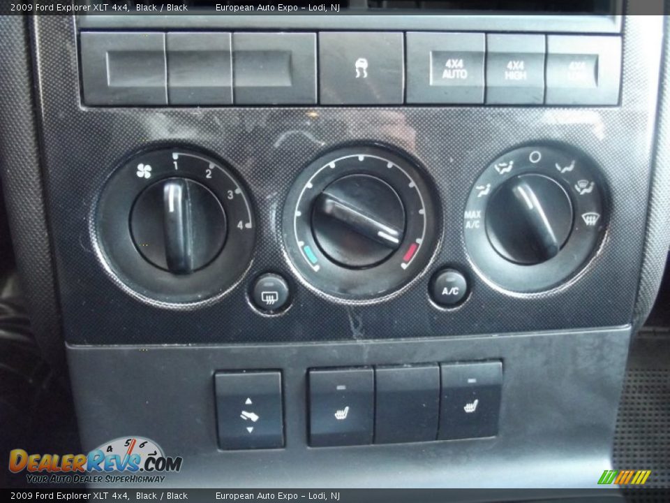 2009 Ford Explorer XLT 4x4 Black / Black Photo #29