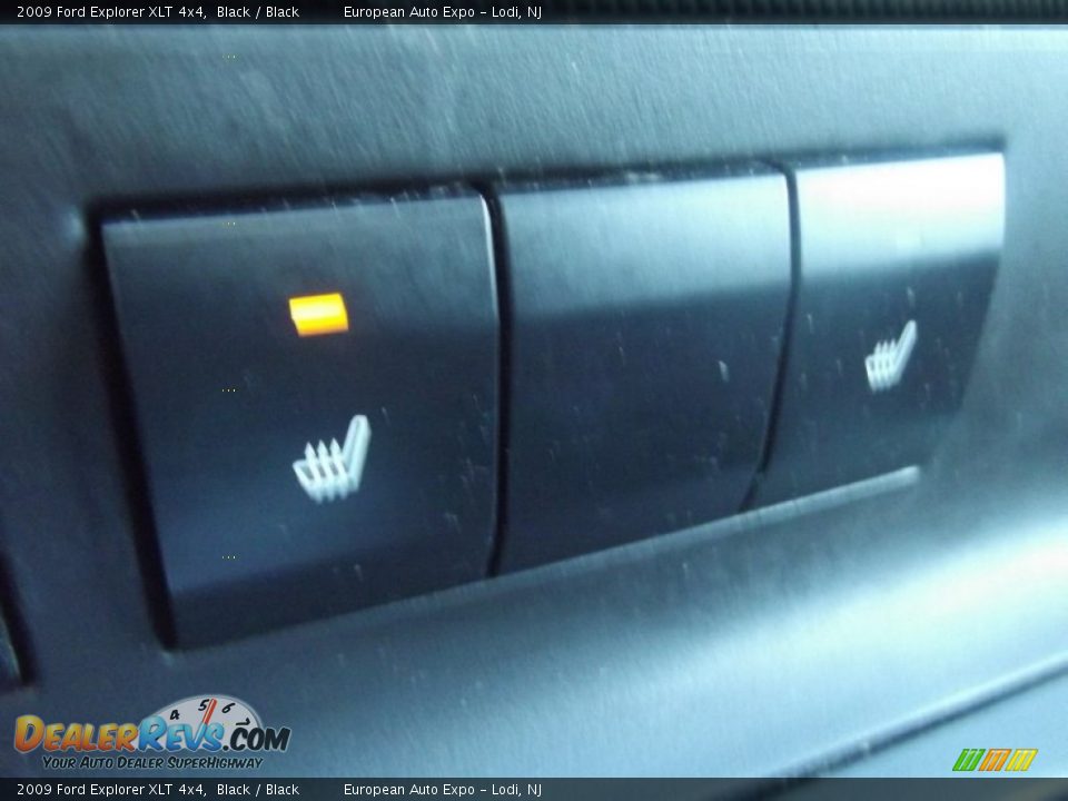 2009 Ford Explorer XLT 4x4 Black / Black Photo #31